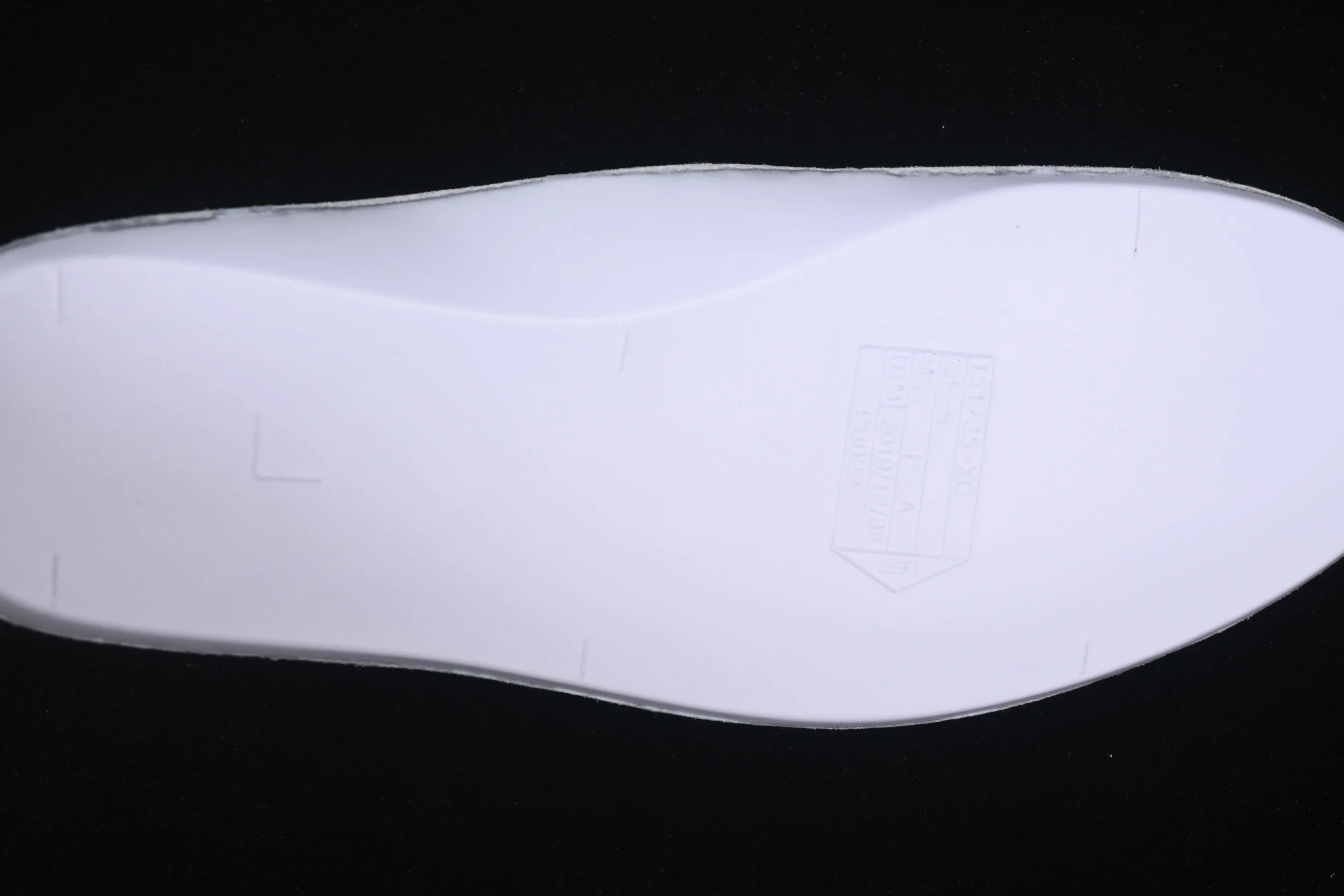 All categories Air Jordan Jordan series basketball shoes Air Jordan 1 High Dior x Air Jordan 1 Low AJ1 Joe 1 Dior joint white gray high top CN8607-002